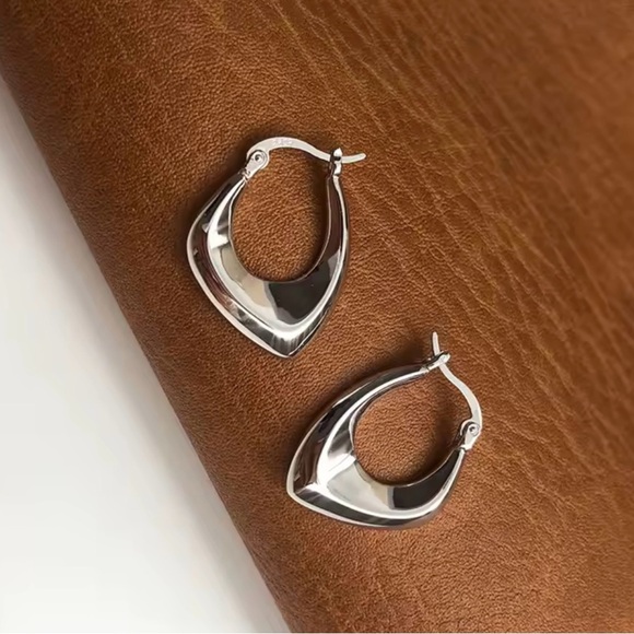 Gold Hoop Earrings minimal gold Sterling silver vermeil - Picture 3 of 9